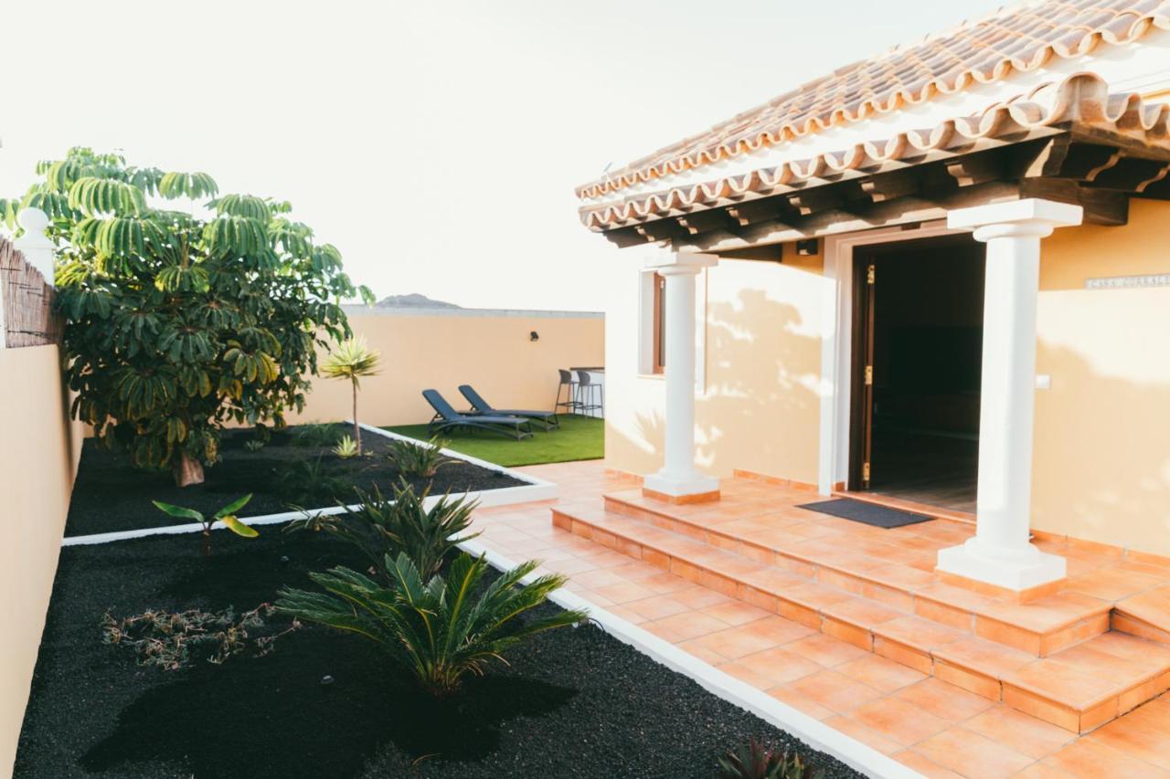 Moderne Villa Met Verwarmd Zwembad In Corralejo Exterior foto